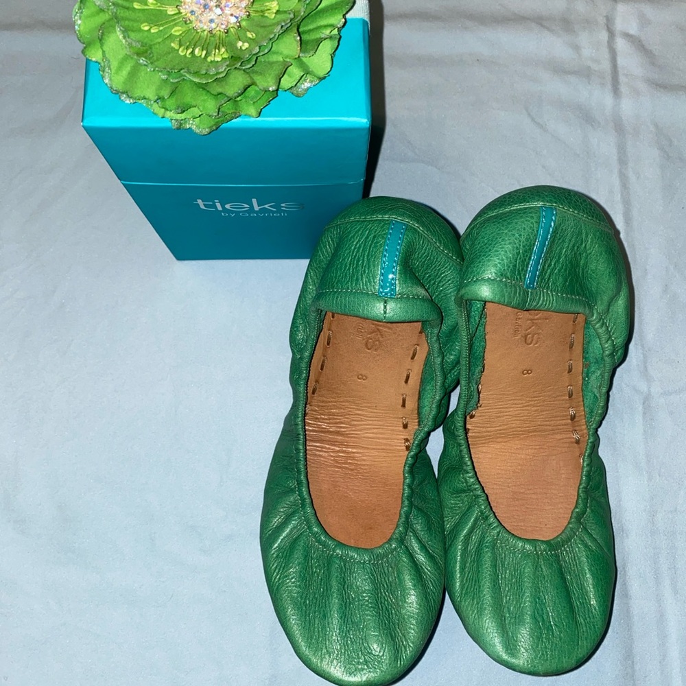 Tieks Clover Green Leather Flats - Picture 3 of 5
